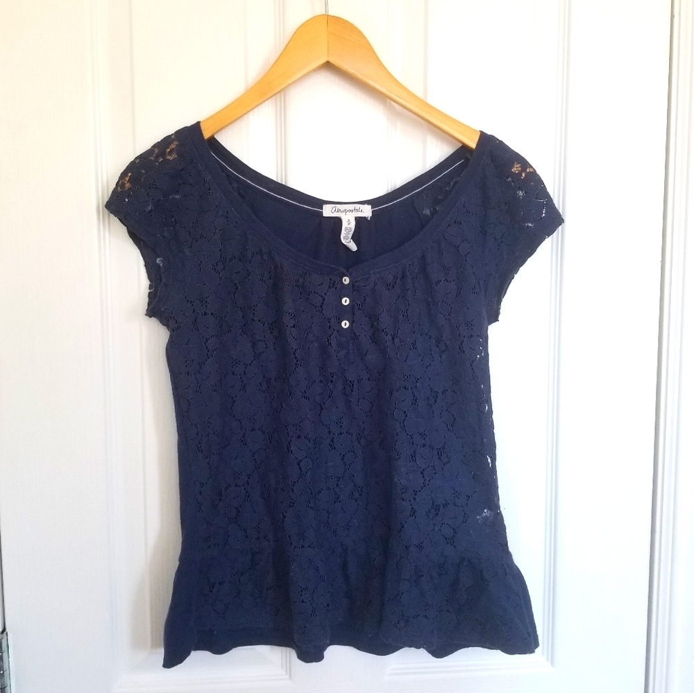 ‼️ 3/$20 Aeropostale Navy Floral Lace Peplum Top